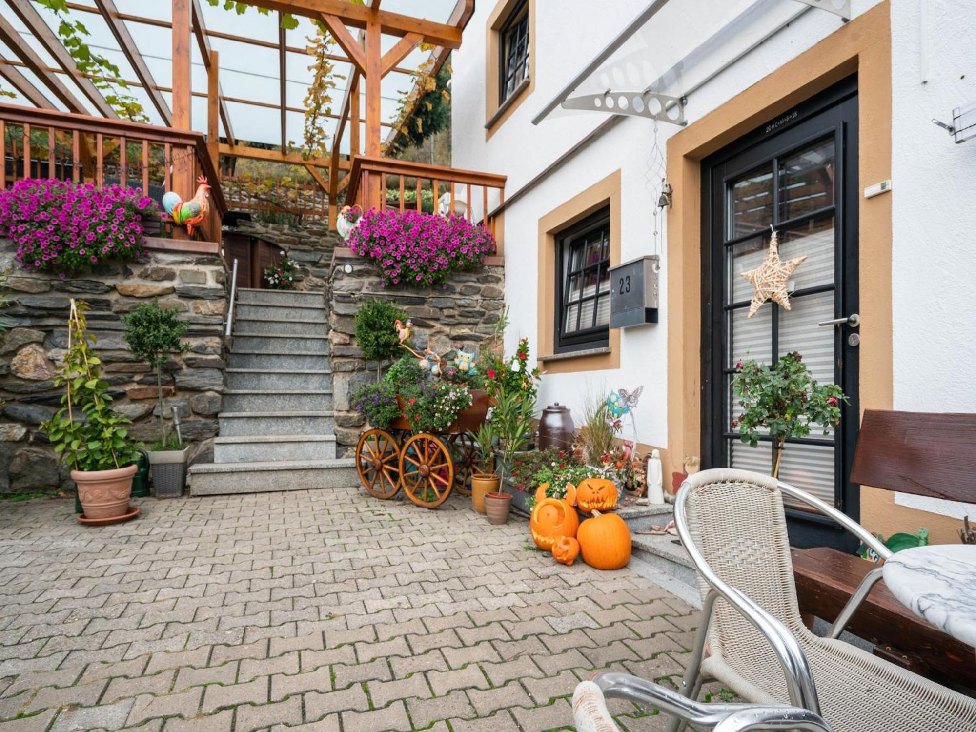 A Modern Apartment In The Hunsr Ck Region S Romantic Drohn Valley Merschbach Exterior foto