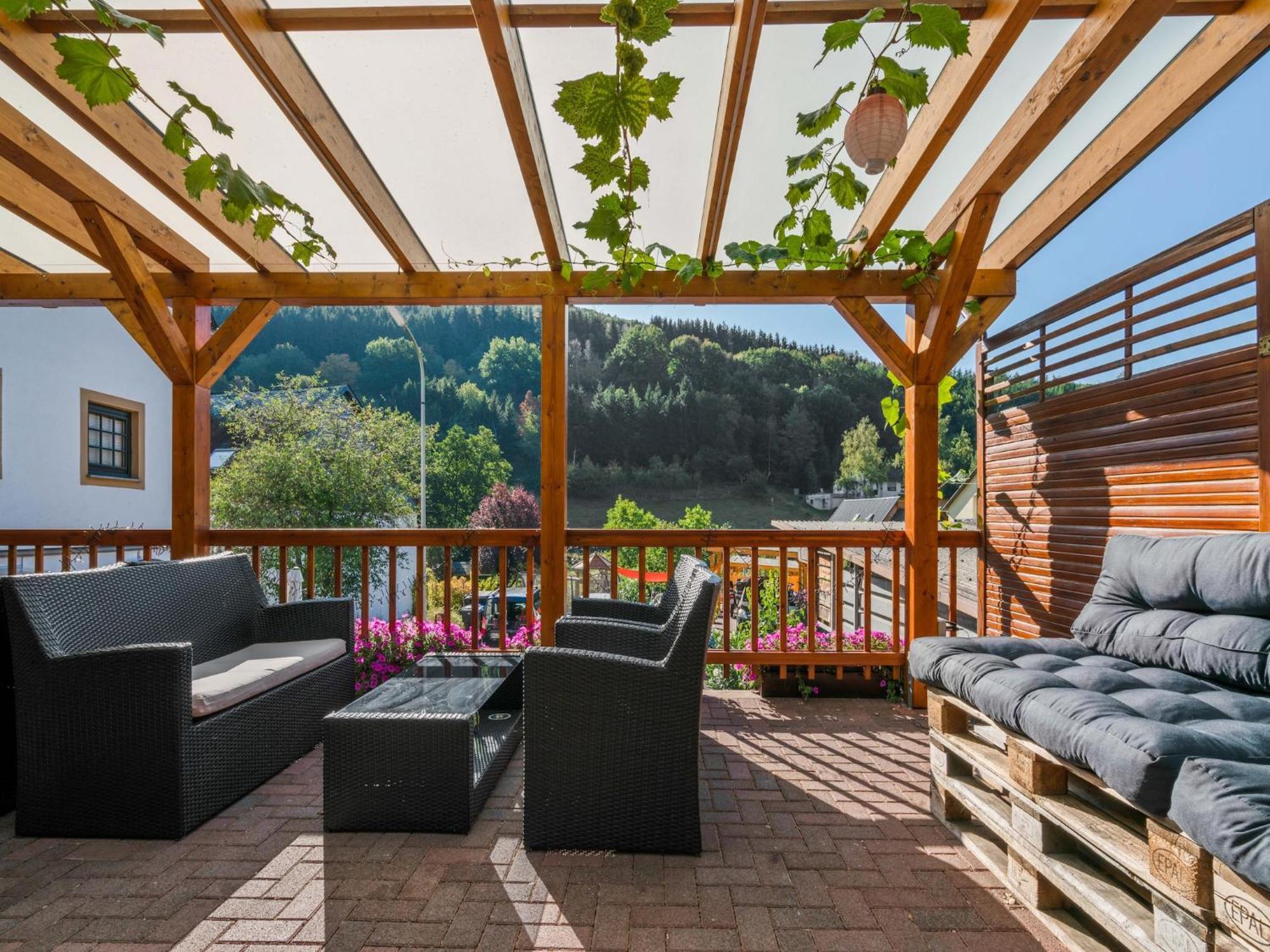 A Modern Apartment In The Hunsr Ck Region S Romantic Drohn Valley Merschbach Exterior foto