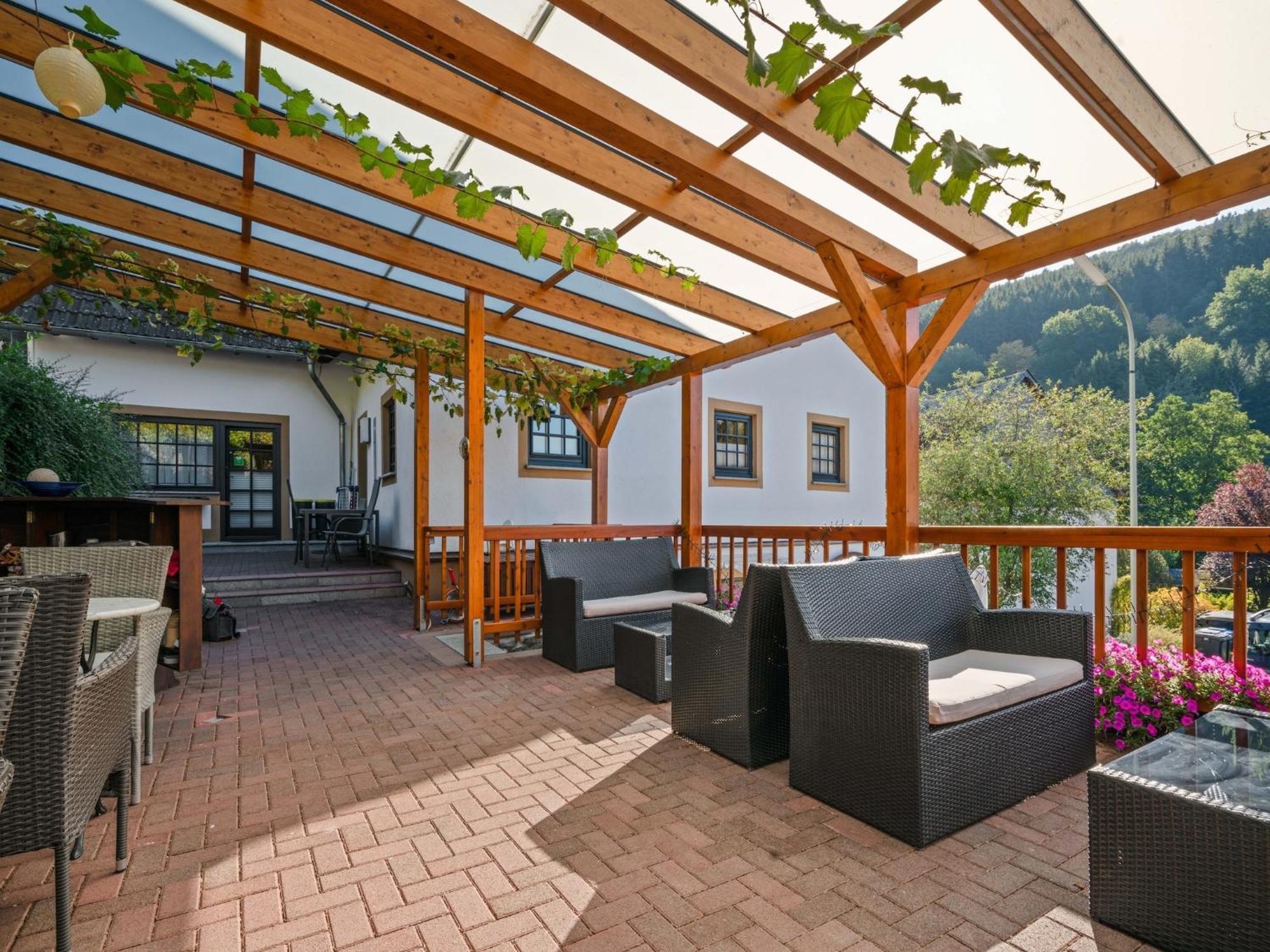 A Modern Apartment In The Hunsr Ck Region S Romantic Drohn Valley Merschbach Exterior foto